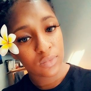 Meet your Posher, Tiffani